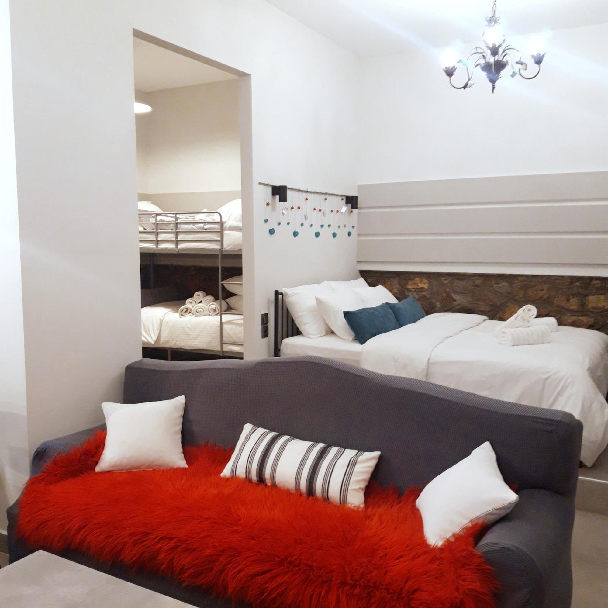 Kastoria Book House With Yard Apartment Екстериор снимка
